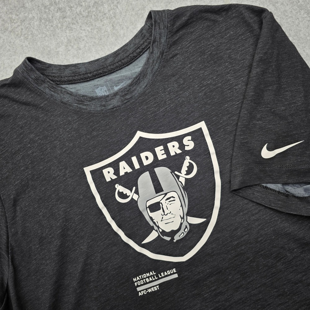 Nike NFL Las Vegas Raiders Shield Logo T Shirt Men's‎ XXL Charcoal Grey